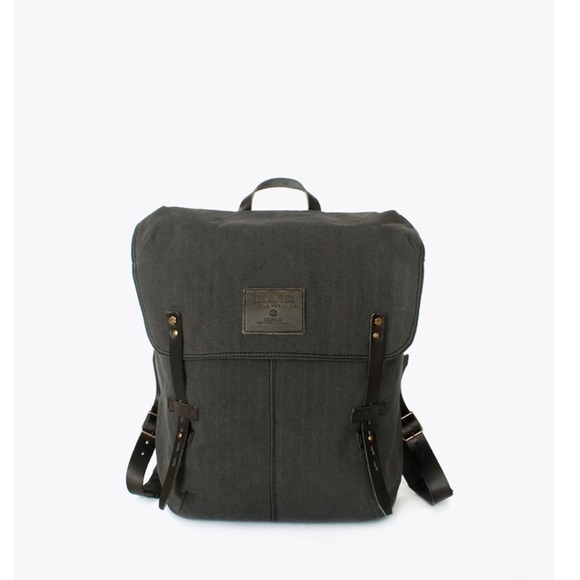 Ideal & Co. Arrimal Canvas & Leather Travel Backpack Made in Portugal NWT - Picture 2 of 8